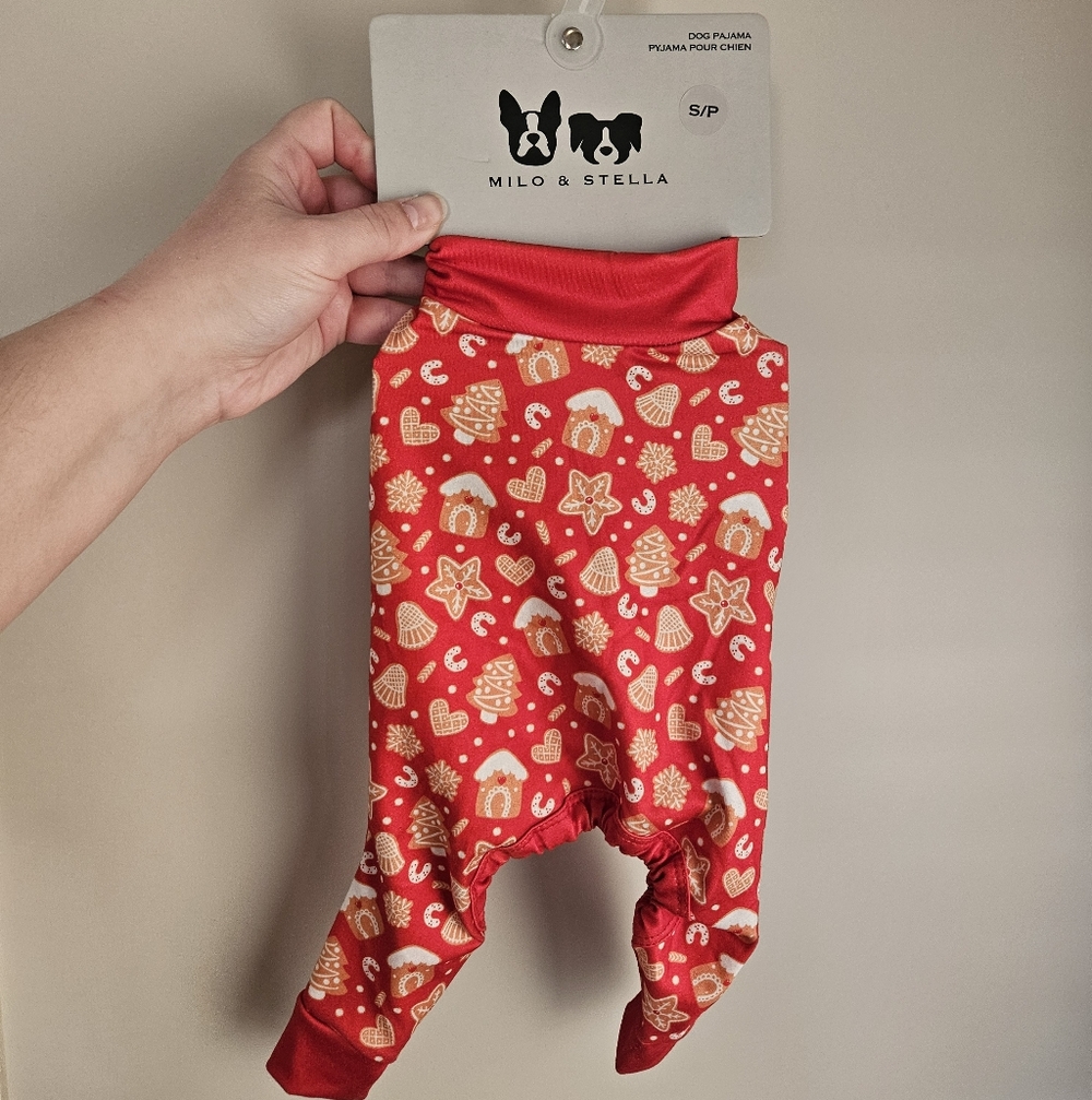 Milo & Stella Christmas Red Gingerbread Holiday Dog Stretchy Pajamas Size S New